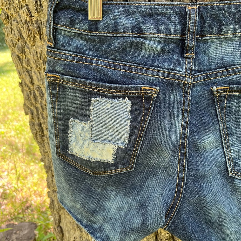 Banana Republic Bleached Patched Shorts in size 2